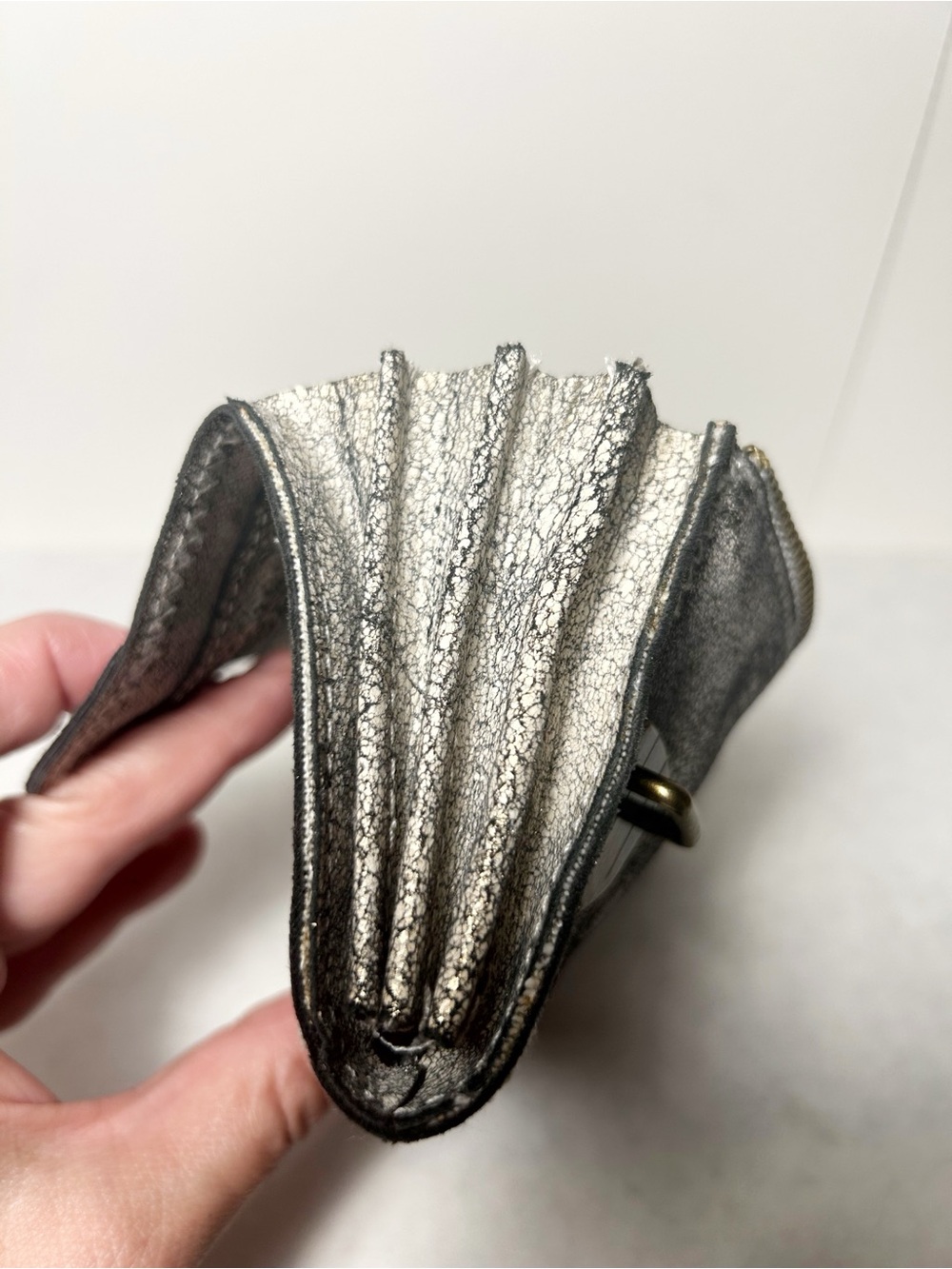Schuler & Sons Philadelphia Distressed Lamb Leather Clutch for Anthropologie NWT - Picture 7 of 12